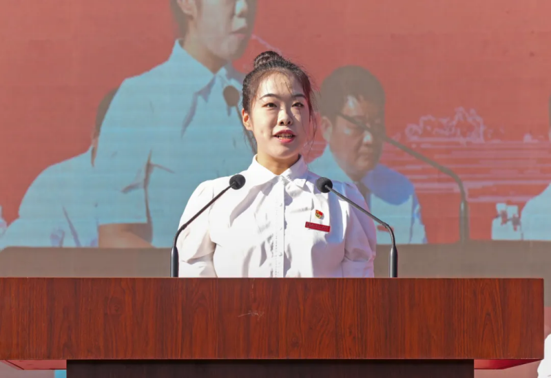 湖北汽車(chē)工業(yè)學(xué)院優(yōu)秀學(xué)生代表