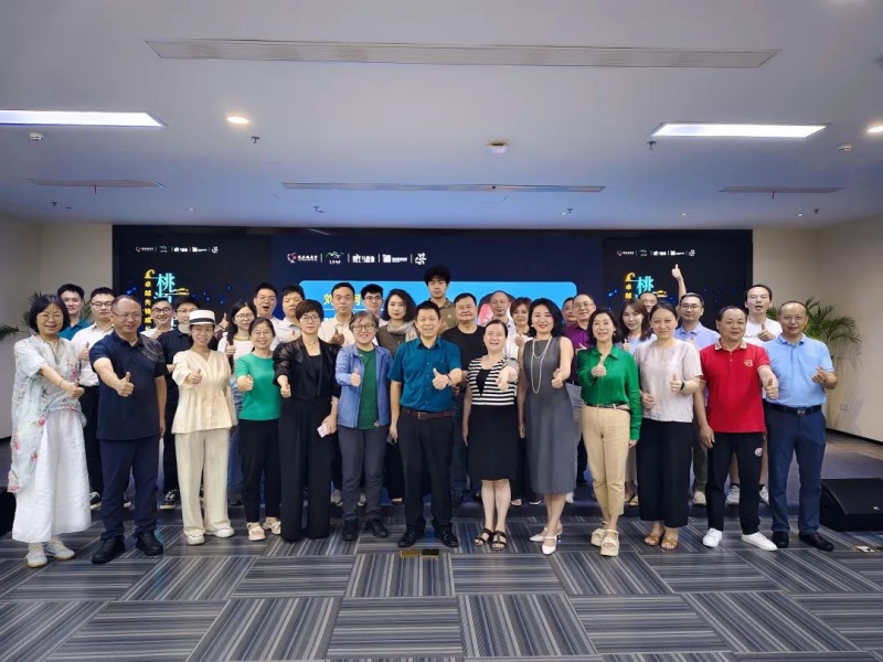 南方略咨詢董事長劉祖軻受邀在灣區宜昌智庫大講堂帶來《LTC數字化營銷流程與爆品打造》主題分享1